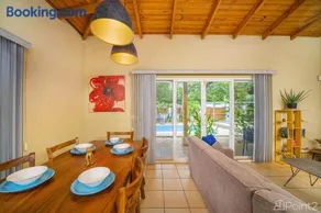 Beautiful 2-BR House Steps from the Beach - Image 5