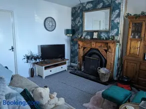 Cosy cottage with sea & mountain views Carnlough - Image 4
