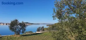 Hana Home - Apartments Tisno - Image 2