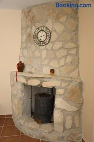 La Casa de Fausto en Basardilla - Image 1