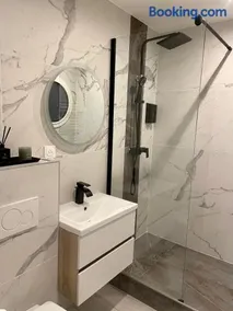 Appartement avec jacuzzi - Image 4