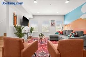 Natl Park 2BR Townhome King 2-Car Garage - Image 1