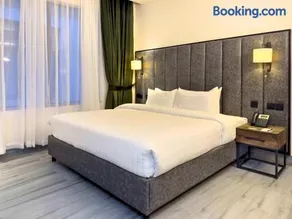 Hotel One Vogue Mall  - Image 3