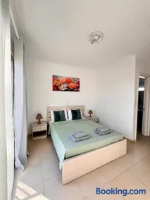 Elysia Park 13 - Cozy Home with 2 Bedrooms - Pool, Gym, Center Paphos - Image 4