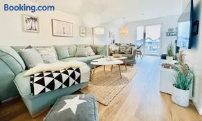 Surfbude, Olpenitz - moderne Ferienwohnung in direkter Strandnähe mit eigenem Eingang, Sauna, Kaminofen, Balkonterrasse und Parkplatz - Image 2