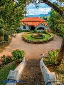 Kithulvilla Holiday Bungalow - Image 1