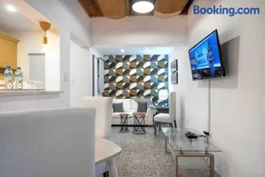 Escape 2BR Apartment in Gazcue Close to Colonial Zone - Image 2