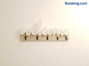 A50 Apartments Stoke - 3 Bedrooms - 3 Baths house - 2 Free Parkings, WiFi - Flexible check-ins - Alton Towers - Image 4