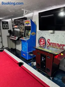 The Marine Oasis, Elite Entertainment, Comfort, and Arcade - Image 5