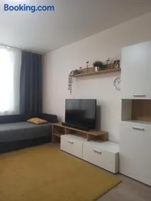 Lake apartment - Image 1