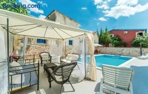 Charming Villa in Jezera with Private Pool - Image 4