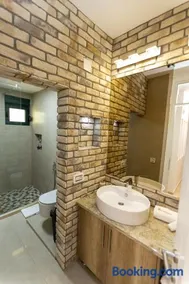 Barjaktar - Luxury Suites & SPA - Image 2