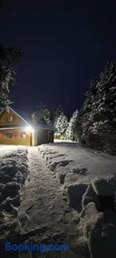 Ranczo Bieszczady duży Domek z Jacuzzi i Sauną - Image 1