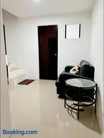 Bachelorette Rental - Image 2