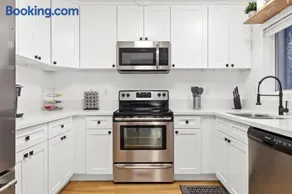 Double King Suite with Patio Dining and Parking NRP21-00386 - Image 1