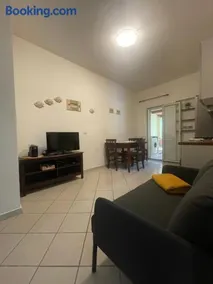Prima Spiaggia Apartments - Image 1