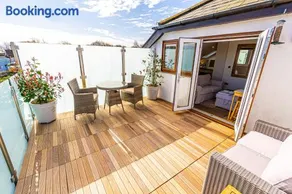 Sea View Holiday Flat - Covehurst Bay - Image 4