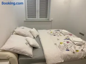 VIP Apartments - Image 3