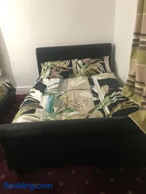 Entire B&B - Image 3