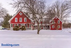 Franconia Village Retreat- Pristine Quiet Private Apartment to Ski Hike Bike and Brews - Image 3