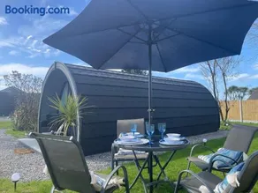 Trá na Mbó Glamping Pod - Copper Coast Glamping Pods - Image 2