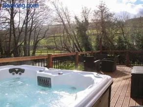Alder River Lodge Clun Valley Luxury Hot Tub Break - Image 4