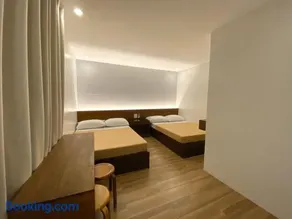 Espineli's - Image 4