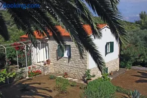 Seaside holiday house Postira, Brac - 13001 - Image 1