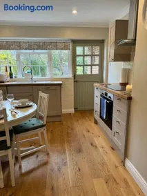 'BRAMLEY FALL COTTAGE' NEW AVAILABILITY - Attached Cottage,3 Bedrooms-1 on ground level, SLEEPS 6-2 Bathrooms, Wittering and Chichester easy drive, Child friendly,Small Breed Dog Friendly 2 max, Parking-EV Point - Image 3