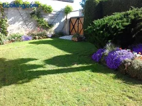 Gîte tout confort avec jardin fleuri, idéal pour pêche et balades, proche du Blanc et activités aériennes - Image 2
