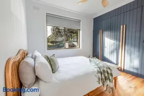 Gorgeous Sunset View, Pet Friendly with Huge Yard - Image 2