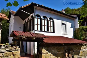 Hotel Bilyana - Image 1