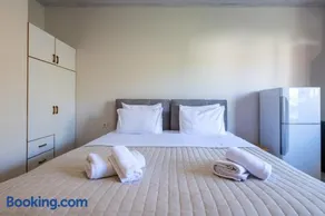 Mythos Suites-Hermes apartment - Image 2