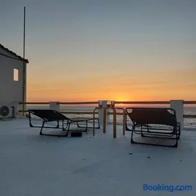 Captain's View Guesthouse - Image 1
