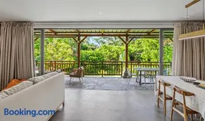 Chamarel Hilltop, 2BR Modern Villa, L'Albizia - Image 2