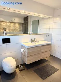 Elegant suite with terrace near Cologne & Düsseldorf - Image 2
