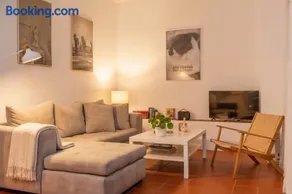Spacious 3BD Apt with stunning view - Image 4