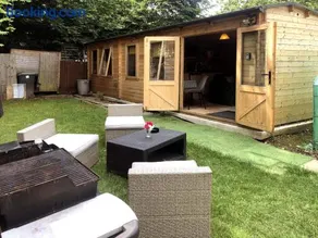 Cosy Garden Log Cabin - Image 1