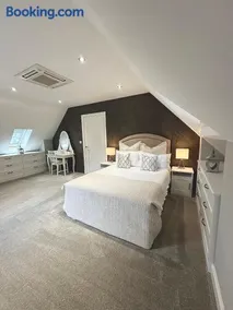 The Orchard Apartment, Clyde Valley - Image 2