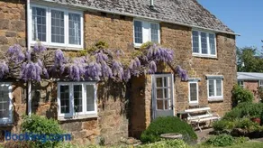Priors Mead Cottage - Image 2