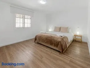 Sardina Beach Retreat - Image 1