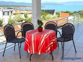 Apartments Kremenici - Image 1