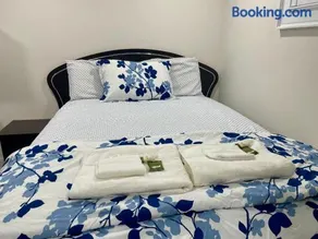 Luxury Basement-Private Bdr & Bathroom with free parking In Toronto - Image 1