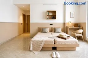 AS Living Guest House - A boutique stay near Apollo Hospital, City Center Mall, PhysicsWallah, Allen, SPM - Image 1