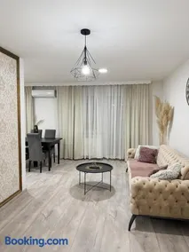 Modern Lux Apartment - Image 3