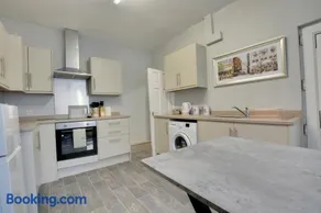 Percy - Your home away from home - Image 2