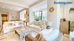 Covas Seabreeze Cottage - Image 5