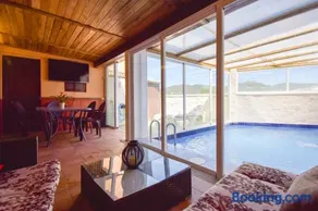 VILLA ELISABETH con Piscina Climatizada, Terraza, Chimenea - Image 1