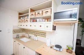 Golden Kosher Suite - Image 2