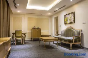 La Roche Hotel - Image 3